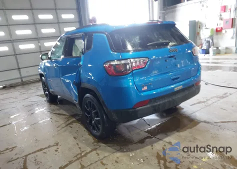 2025 Jeep Compass Latitude 4X4 из США, поврежденный, VIN 3C4NJDBN8ST540320